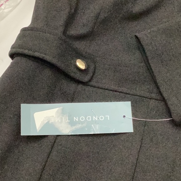 Seamed Midi Dress
London Times - Picture 8 of 9